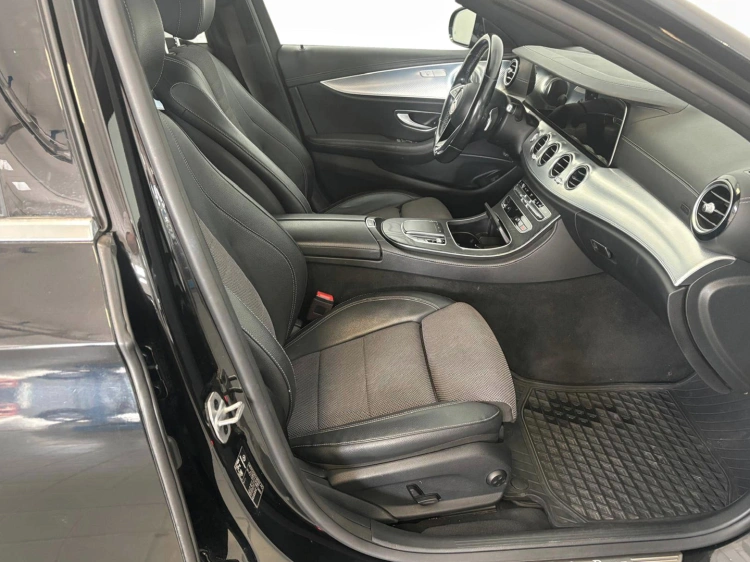 12 - Mercedes-Benz Classe E 300 de phev (eq-power) Premium auto my20