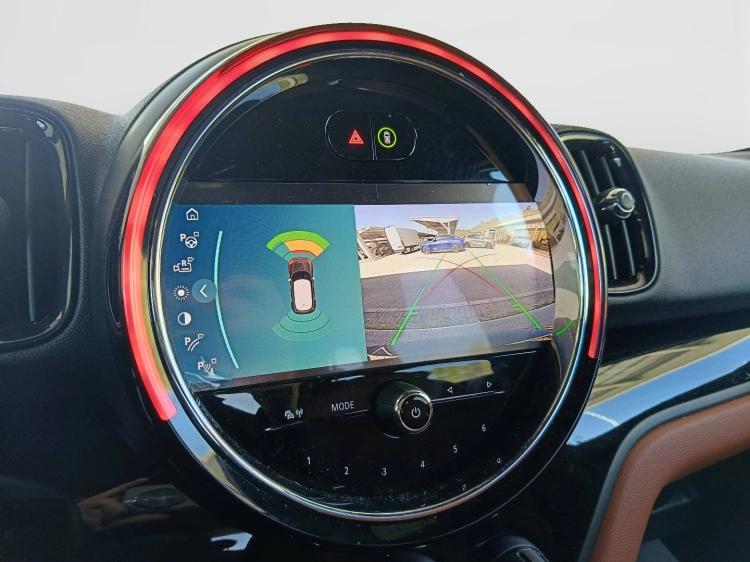 14 - MINI Countryman Mini Countryman 2.0 Cooper SD Essential auto