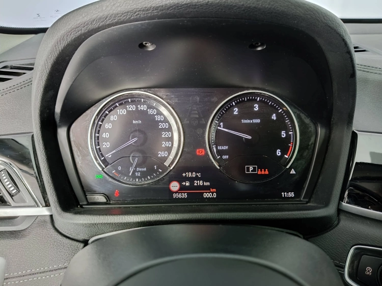 12 - BMW X1 X1 xdrive18d xLine Plus auto