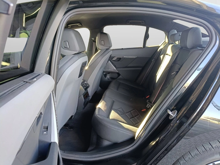 9 - BMW Serie 5 520d 48V xdrive MSport Pro auto