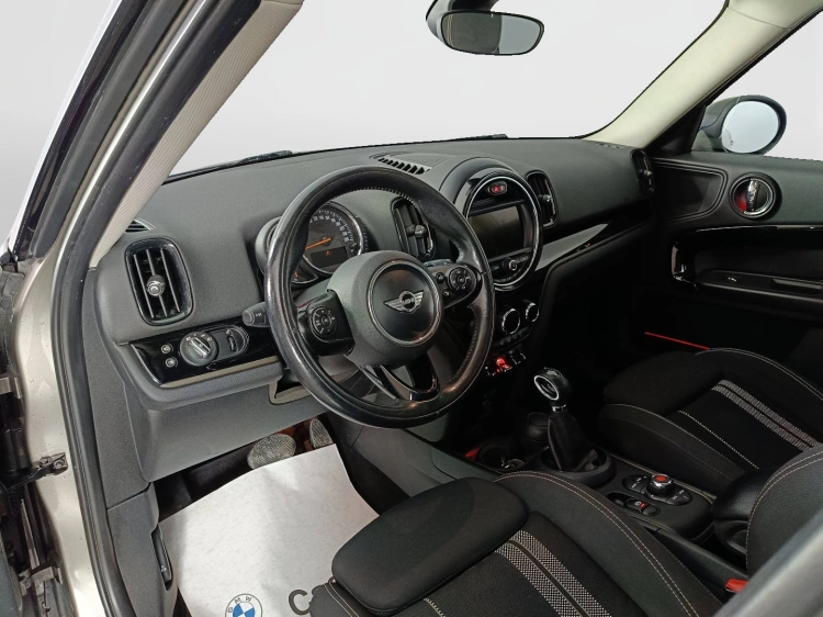 7 - MINI Countryman COOPRE SD 4LLA HIPE