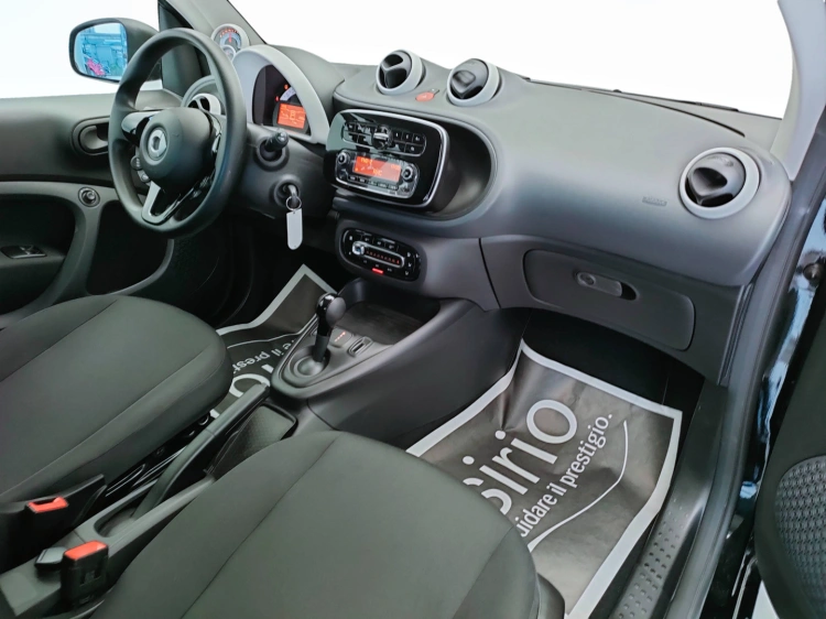 12 - smart fortwo Fortwo eq Pulse 4,6kW