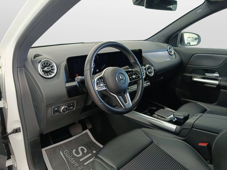 7 - Mercedes-Benz GLA 180 d Sport Plus auto