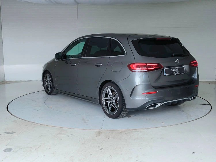 7 - Mercedes-Benz Classe B 180 Premium auto