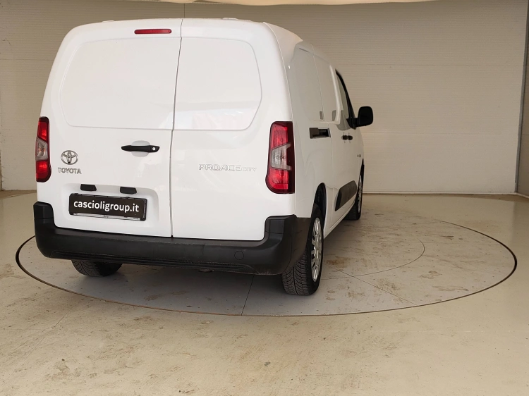 6 - Toyota Professional Proace City Proace City 1.5D 100cv S&S L2 S 10q Active
