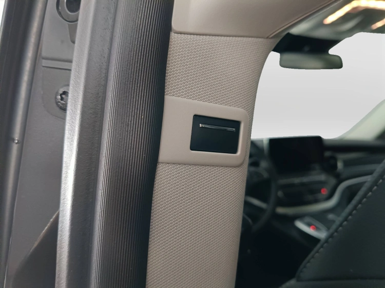 24 - Mercedes-Benz Classe V Extralong 300 d Premium 4matic auto