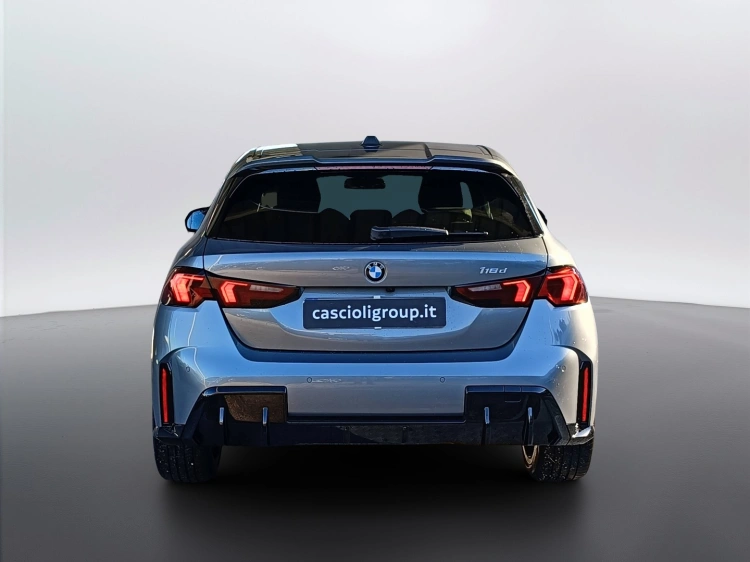 5 - BMW Serie 1 118d MSport Pro auto