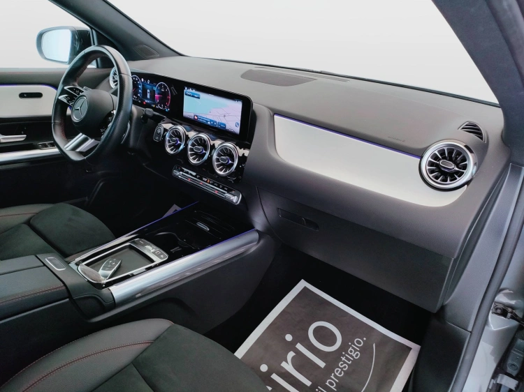 14 - Mercedes-Benz GLA 200 d AMG Line Advanced Plus 4matic auto