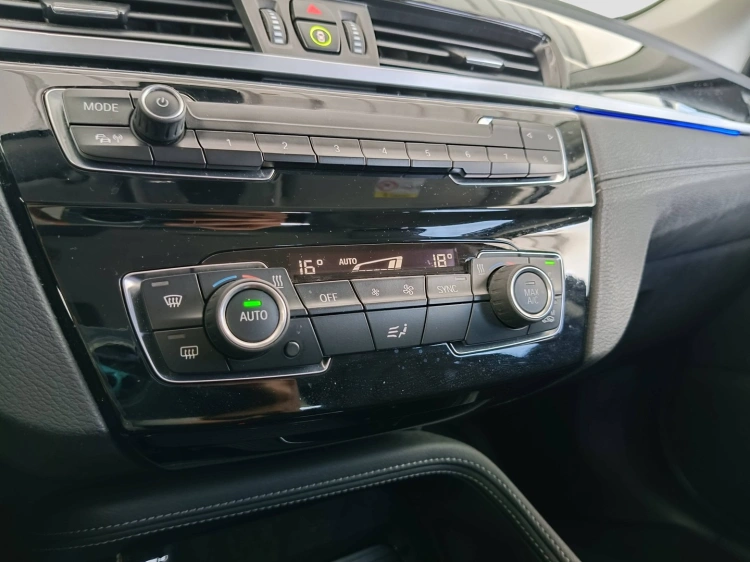 15 - BMW X1 X1 sdrive18d xLine Plus auto