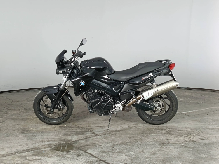 5 - BMW Motorrad R F 800 R