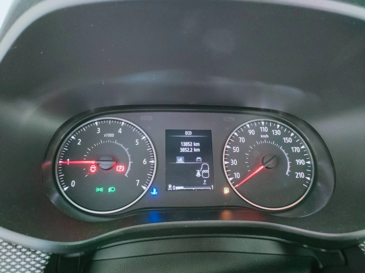 15 - Dacia Sandero Sandero Streetway 1.0 tce Expression Eco-g 100cv 5 marce