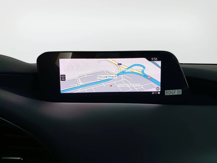 13 - Mazda 3 3 5p 2.0 m-hybrid Evolve 150cv