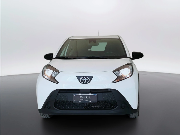 2 - Toyota Aygo X Aygo X 1.0 Active 72cv