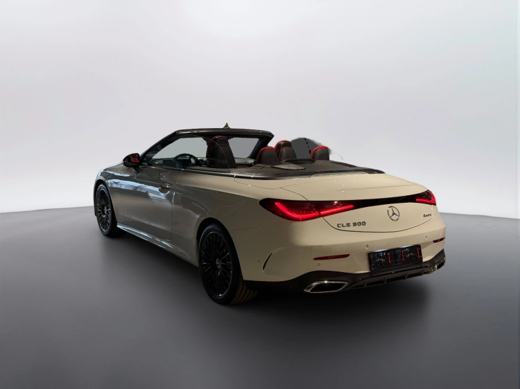 6 - Mercedes-Benz CLE 300 4MATIC Cabrio