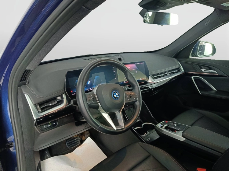 7 - BMW iX1 iX1 edrive 20 X-Line