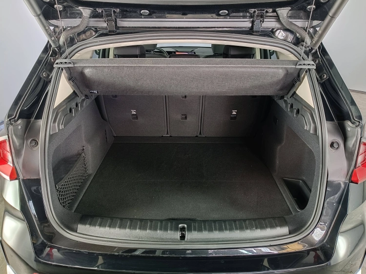 14 - BMW iX1 BMW iX1 eDrive20-Special Edition