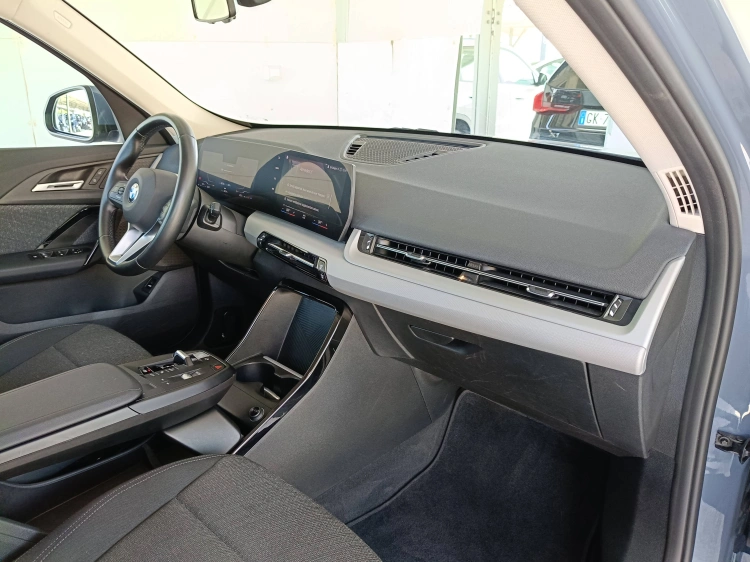 10 - BMW X1 X1 sdrive18d auto