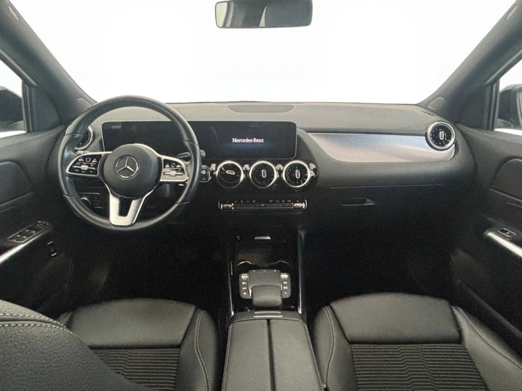 14 - Mercedes-Benz GLA 200 d Sport Plus auto