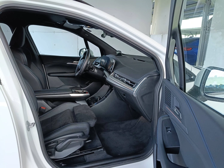 11 - BMW Serie 2 218d Active Tourer Msport auto