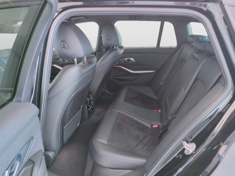 13 - BMW Serie 3 320d Touring mhev 48V Msport auto