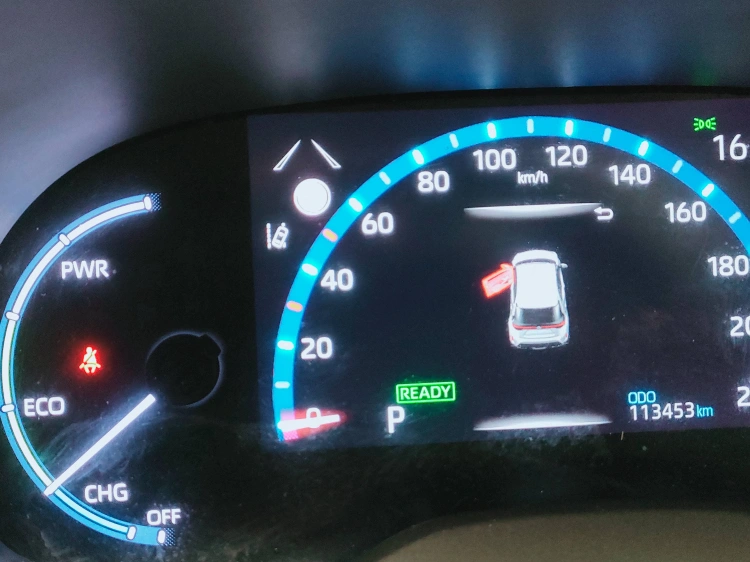 16 - Toyota Yaris Cross Yaris Cross 1.5h Lounge fwd 116cv e-cvt