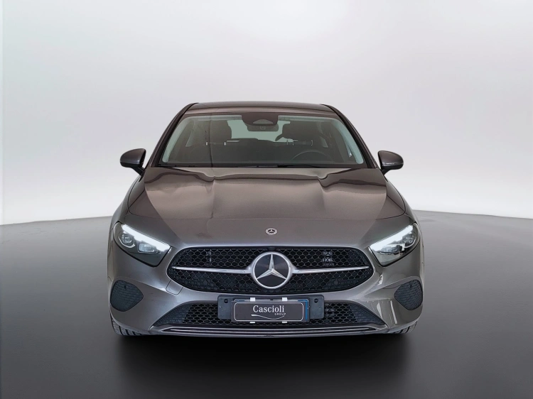 2 - Mercedes-Benz Classe A 180 d Progressive Advanced auto