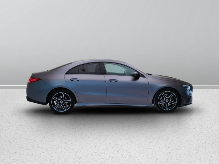 7 - Mercedes-Benz CLA Coupe 200 d Premium auto