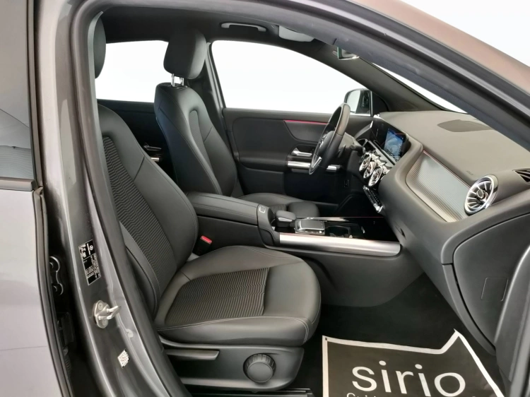 9 - Mercedes-Benz GLA 200 d Sport Plus auto
