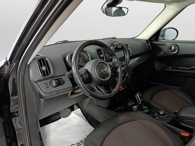 7 - MINI Countryman Mini Countryman 2.0 Cooper D Business auto my18