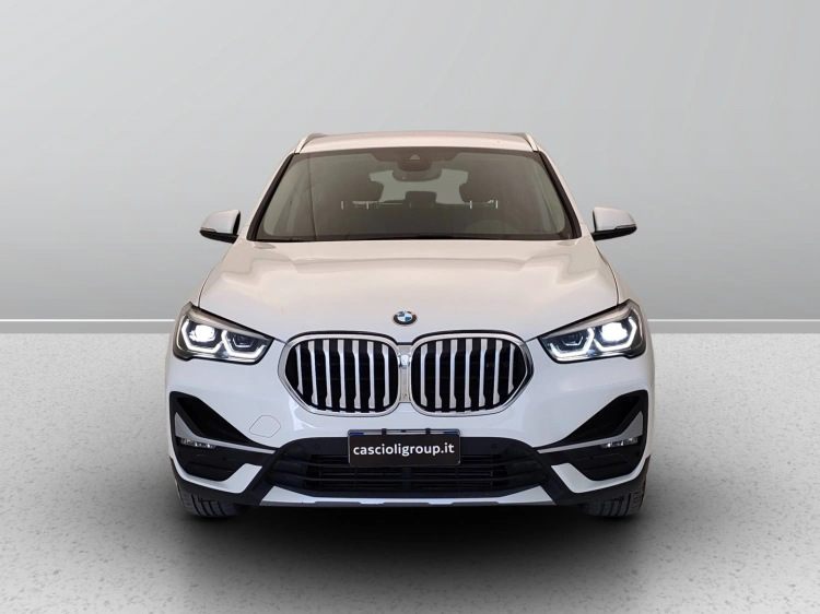 2 - BMW X1 X1 sdrive18d xLine Plus auto