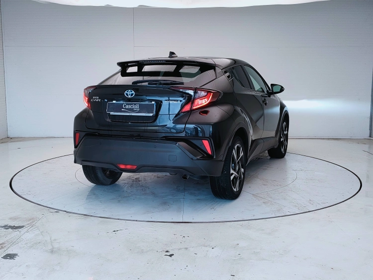 5 - Toyota C-HR C-HR 1.8h Trend e-cvt