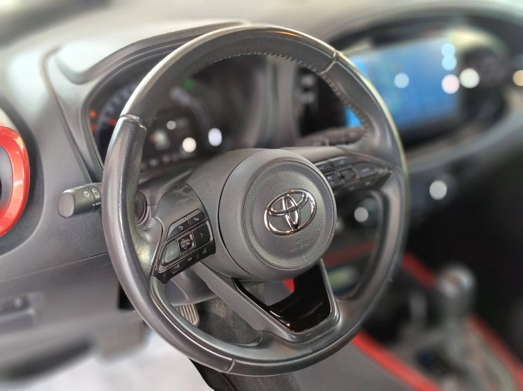 17 - Toyota Aygo X Aygo X 1.0 Active 72cv s-cvt