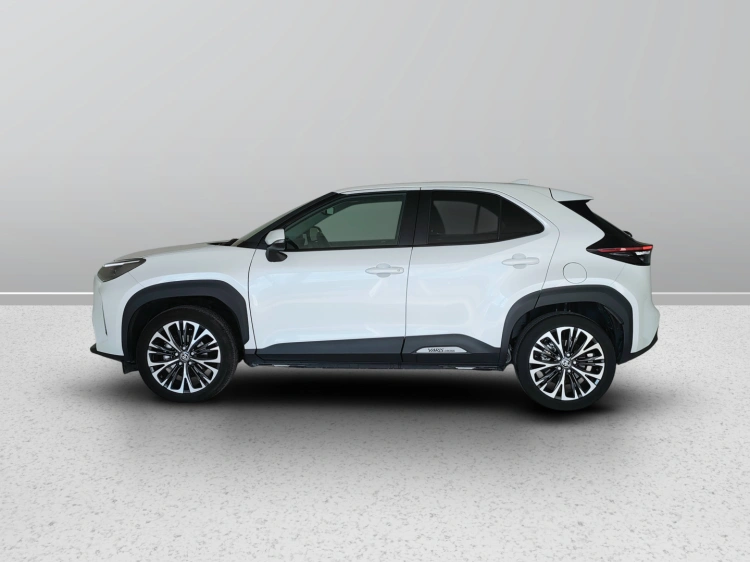 3 - Toyota Yaris Cross Yaris Cross 1.5h Lounge fwd 116cv e-cvt