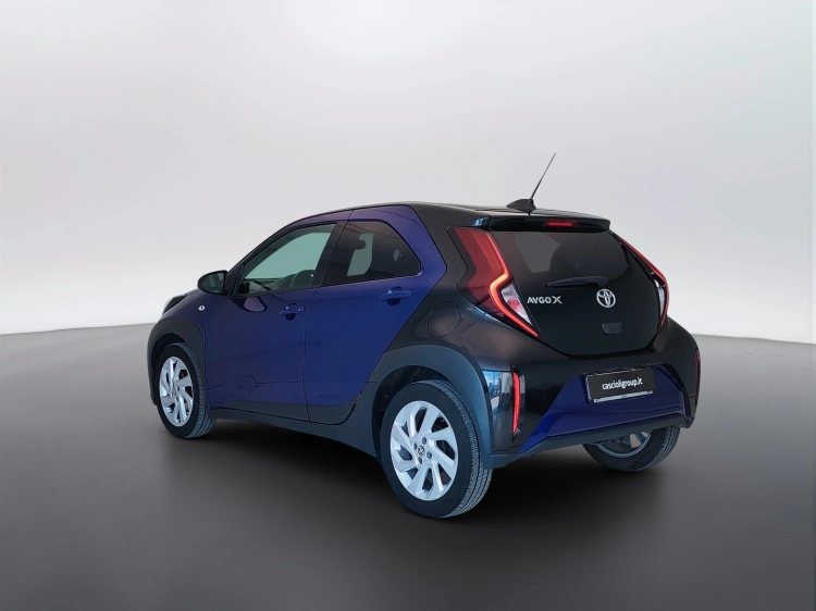 8 - Toyota Aygo X Aygo X 1.0 Trend 72cv