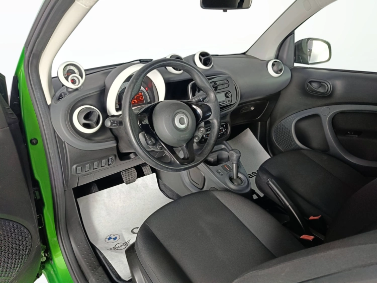 7 - smart fortwo Fortwo electric drive Prime