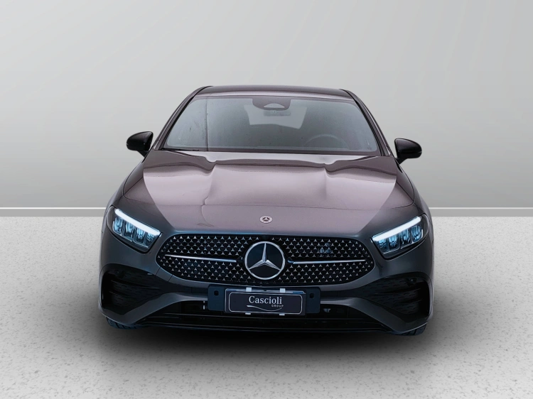 2 - Mercedes-Benz Classe A 250 e phev AMG Line Premium auto