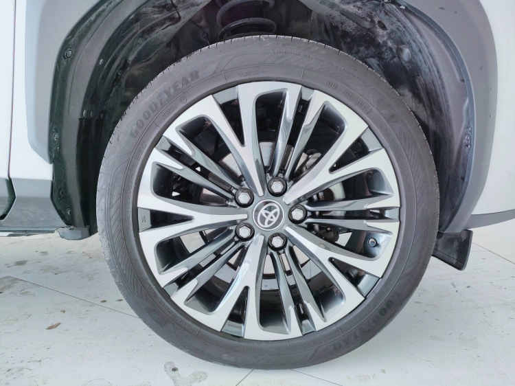 8 - Toyota Yaris Cross Yaris Cross 1.5h Lounge fwd 116cv e-cvt