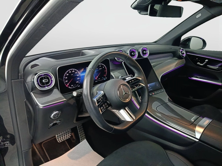 7 - Mercedes-Benz GLC 220 d AMG Premium Plus 4matic auto