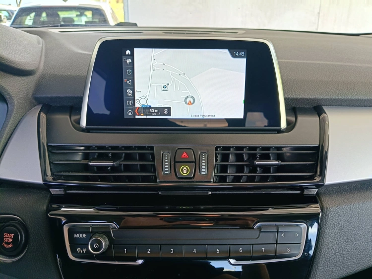 13 - BMW Serie 2 216d Active Tourer Advantage