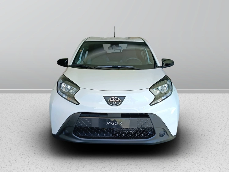 2 - Toyota Aygo X AYGO X 10B MT ACTIVE MY24