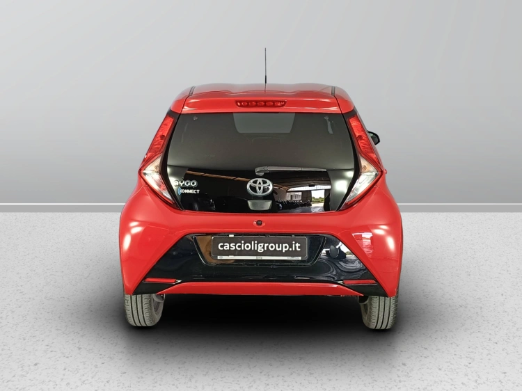 5 - Toyota Aygo Aygo 5p 1.0 x-play 72cv