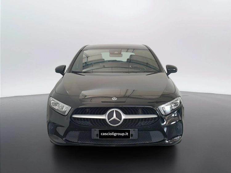 2 - Mercedes-Benz Classe A 180 d Sport Light auto