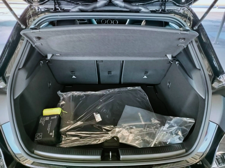 5 - Mercedes-Benz Classe A 180 d Automatic