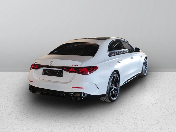 16 - Mercedes AMG Classe E E 53 AMG Hybrid 4MATIC+