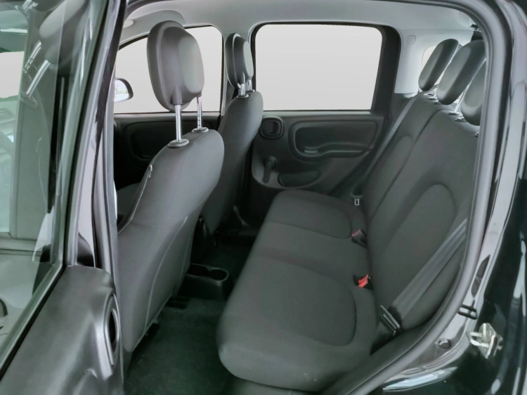 15 - Fiat Panda Panda 1.0 hybrid City Cross s&s 70cv