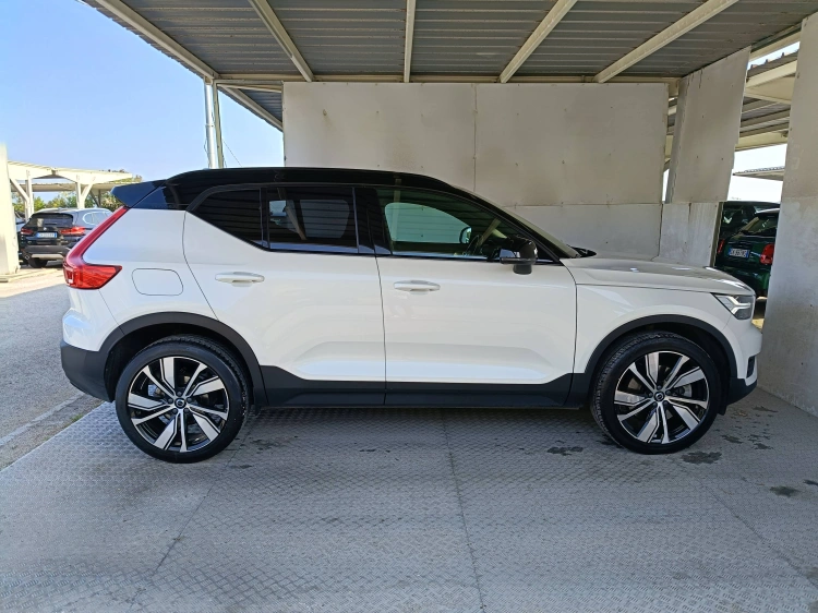 3 - Volvo XC40 XC40 1.5 t4 phev R-design auto my21