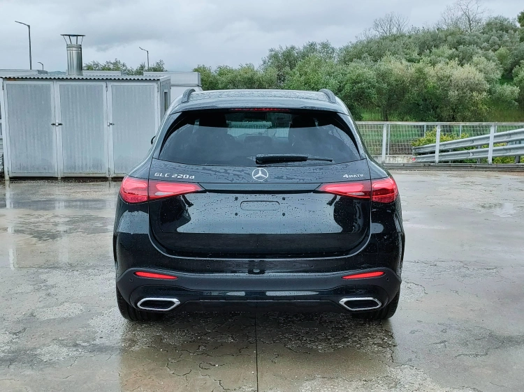 4 - Mercedes-Benz GLC 220 d 4MATIC