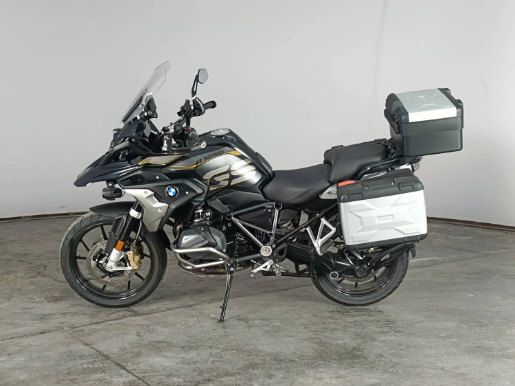 5 - BMW Motorrad GS R 1300 GS