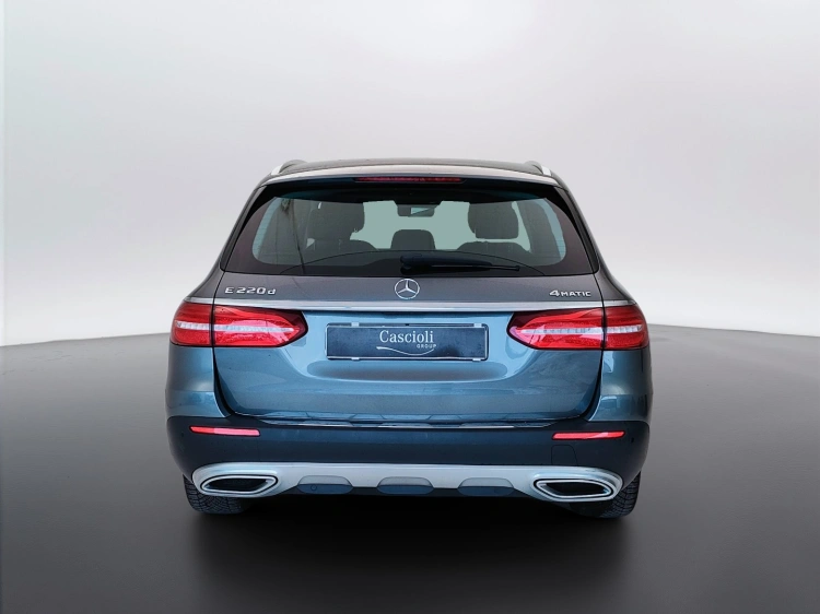 4 - Mercedes-Benz Classe E SW All-Terrain 220 d Premium 4matic auto