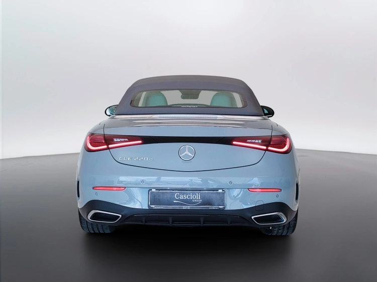 6 - Mercedes-Benz CLE Cabrio 220 d AMG Line Advanced auto